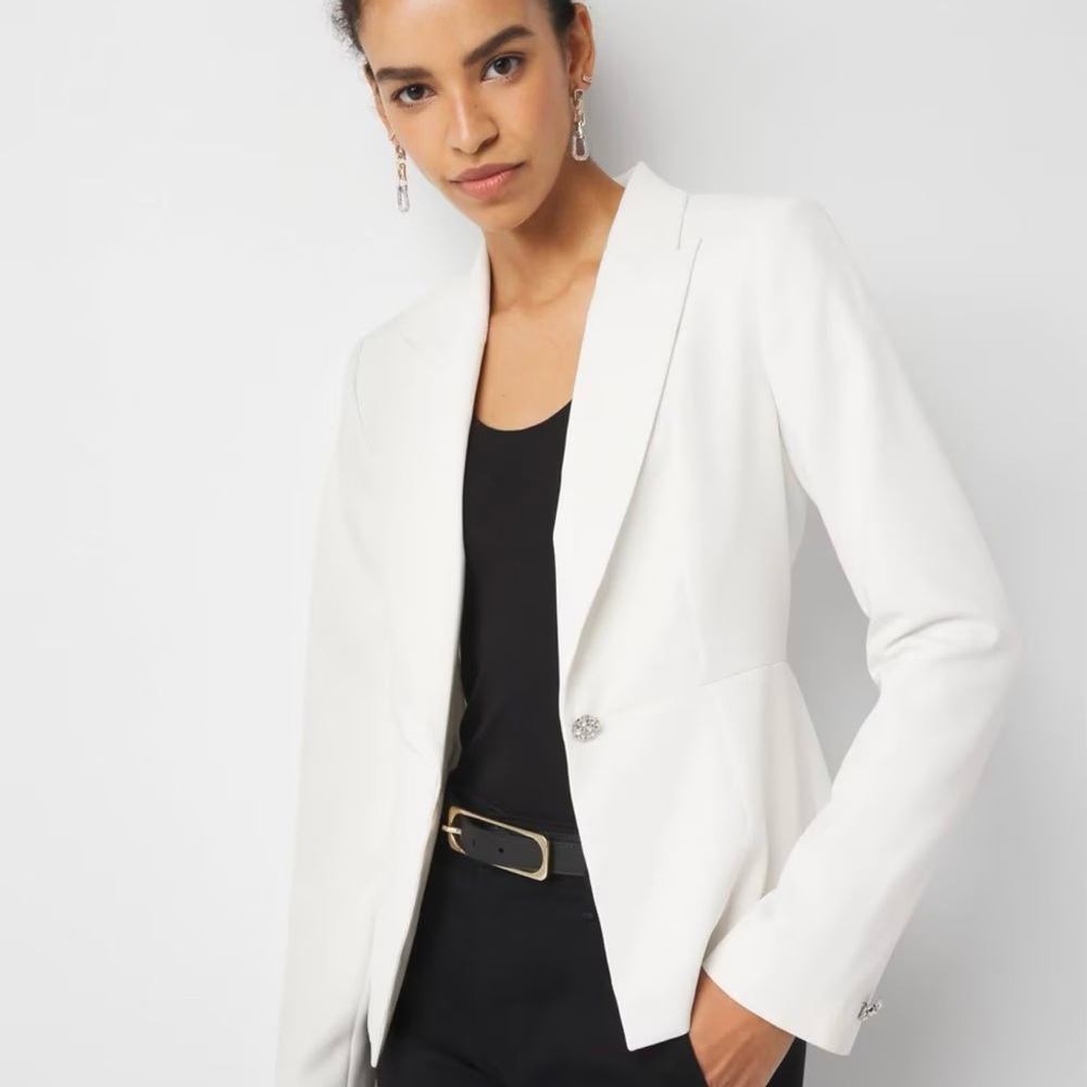 Elegant White Women's Blazer